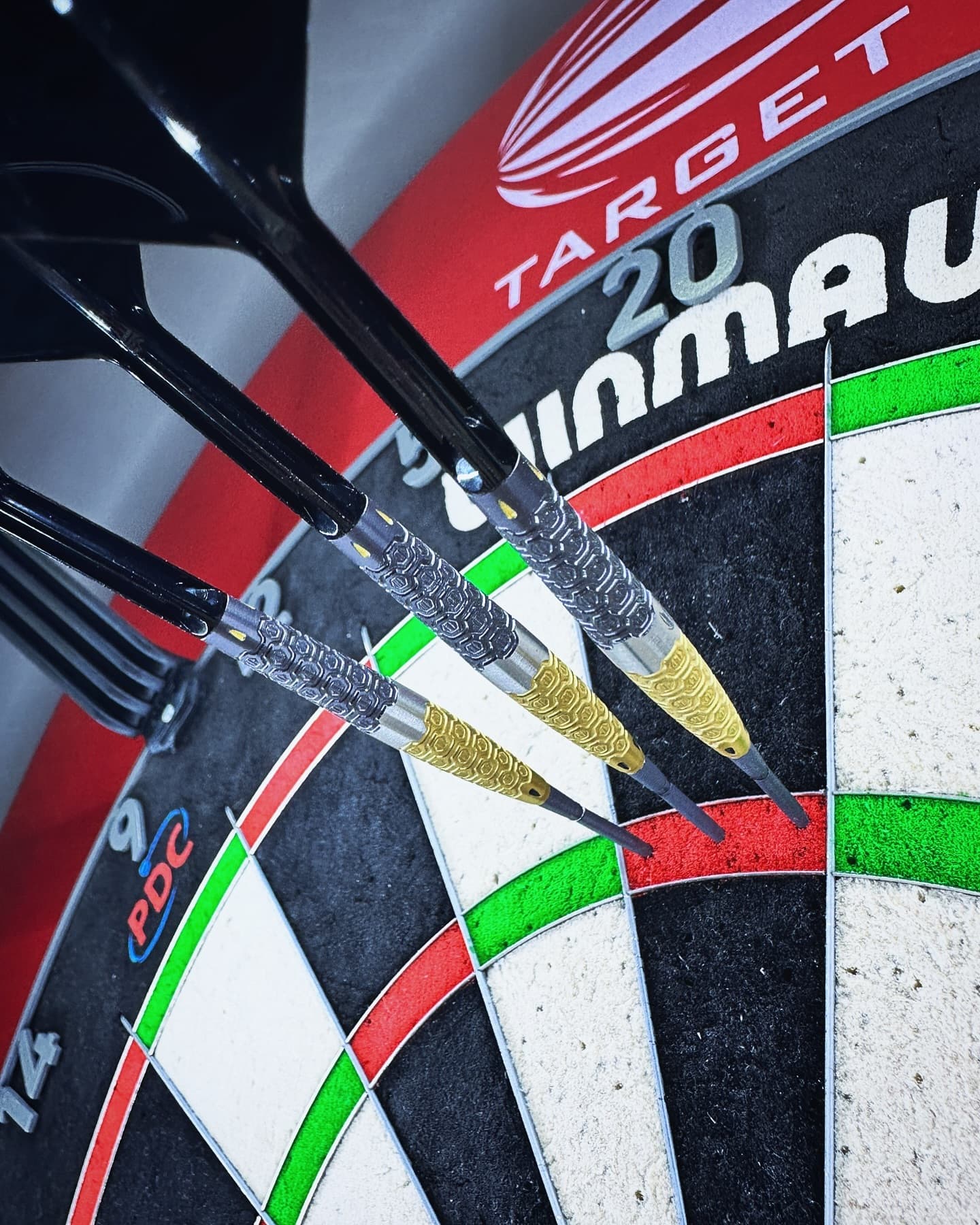 Loving my new Darts! 🎯 

Thankyou 
dartshopper 

targetdarts 
winmauofficial 

#dartshopper #targetdarts #targetdarts🎯 #cultenvy #cultenvydarts #kflex #targetkflex #targetkflexdarts #targetcultenvy #swisspoints #swissstormnano #darts #dartssetup #mydarts #targetcorona #coronavisionlight #blade6 #winmau #winmaublade6 #winmaublade6triplecorecarbon #lukelittler #targetsurround #lakesidedarts