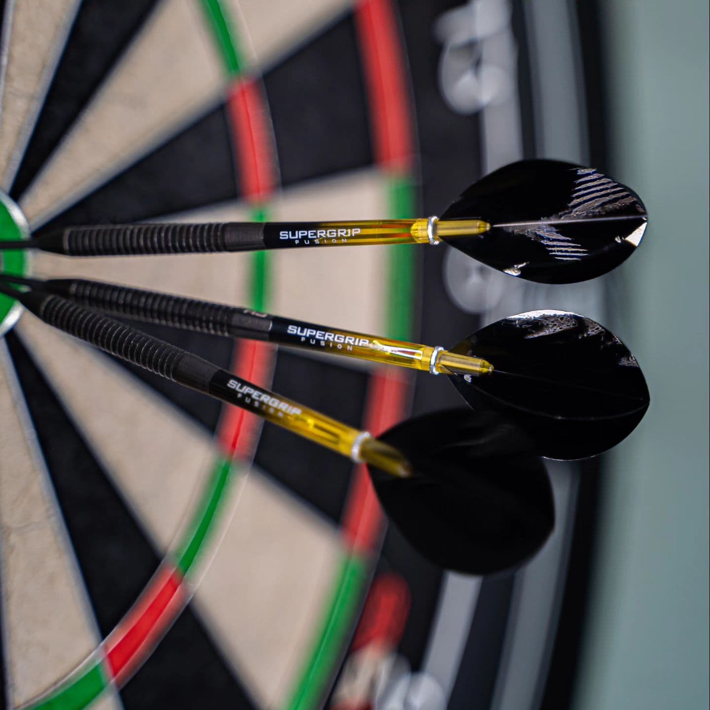 dartshopper Poly Pear Flights | Black
