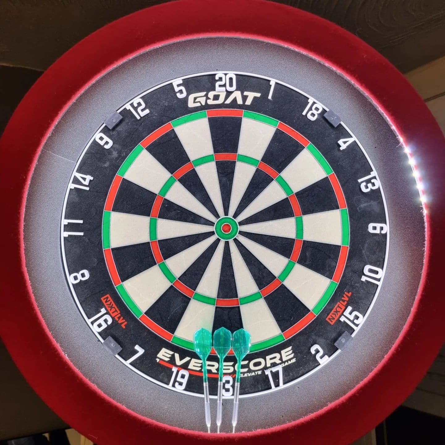 New board and darts day, oops. dartshopper raybar180 targetdarts #darts #onlinedarts #lovethedarts #dartscommunity