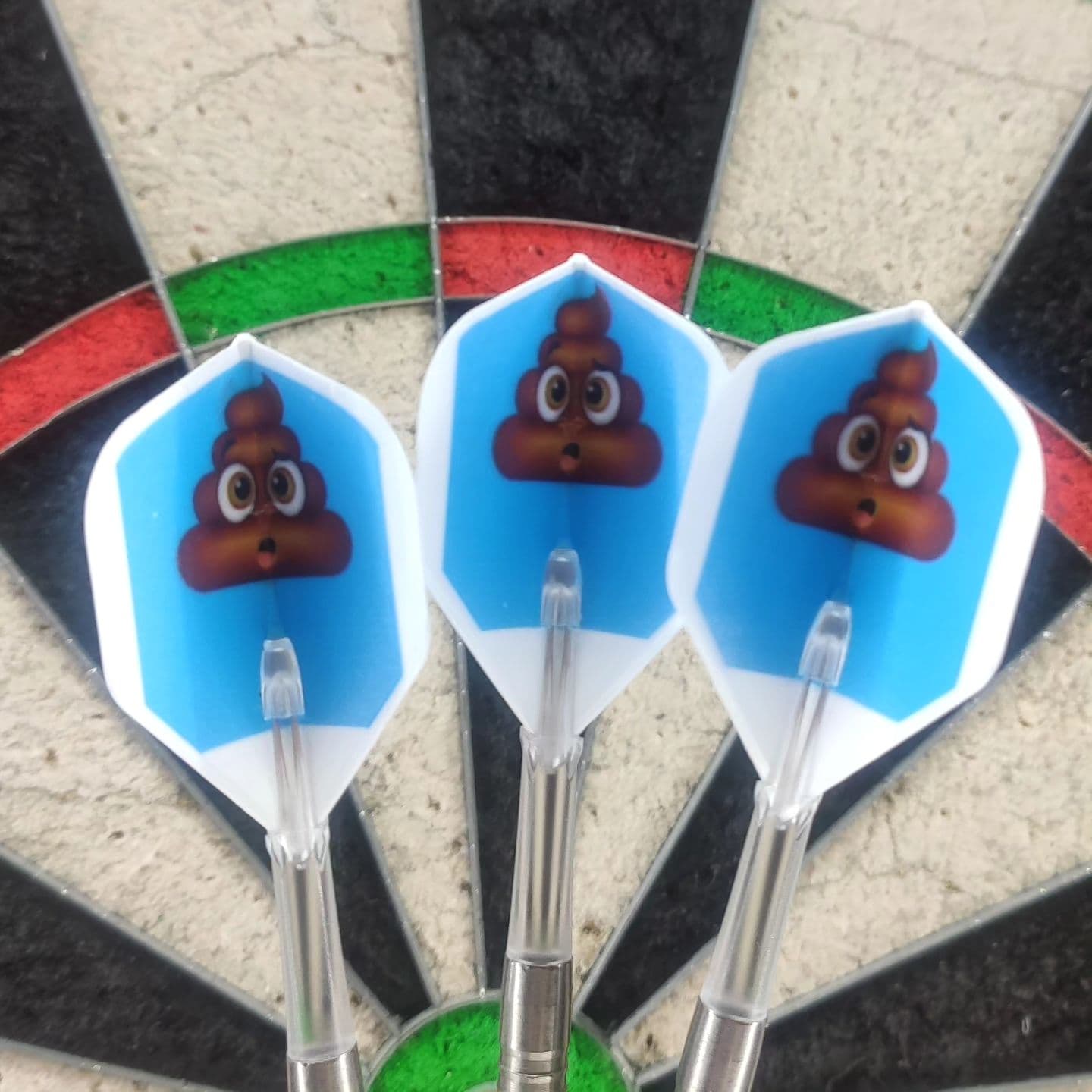 Made my own lstyle flights dartshopper.nl ! #lstyle #stresskakske #dartshopper